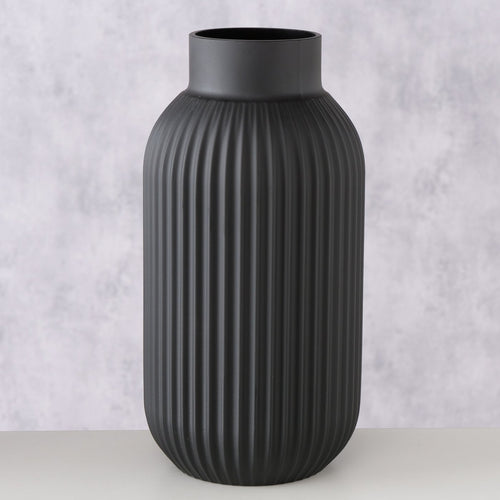 Handgearbeitete Vase aus in schwarzmatt aus lackiertem Glas