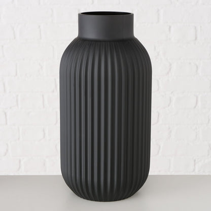 Handgearbeitete Vase „Nordika“ – Schwarz, Glas, Matt & Relief - Casavea GbR