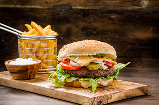 Handgefertigtes Burgerbrett aus Olivenholz rechteckig Küche